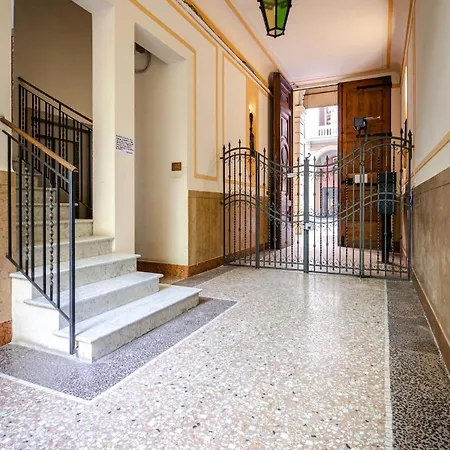 Indipendenza Lofts Апартаменты Болонья