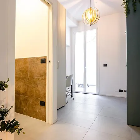 Апартаменты Indipendenza Lofts Болонья