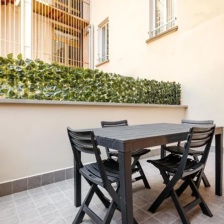 Lägenhet Indipendenza Lofts Bologna