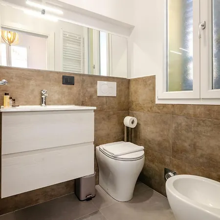 Апартаменты Indipendenza Lofts *