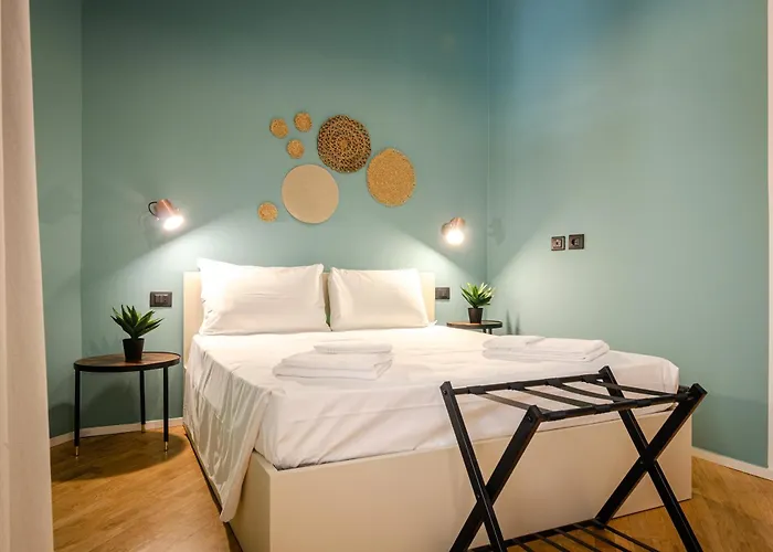 Indipendenza Lofts شقة