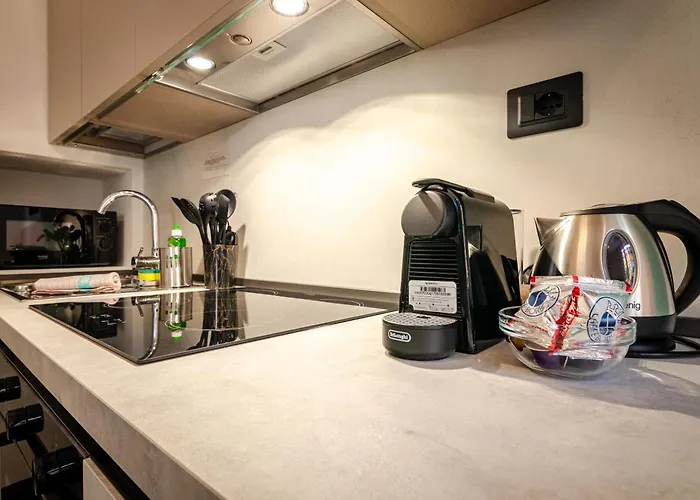 Indipendenza Lofts * 博洛尼亚